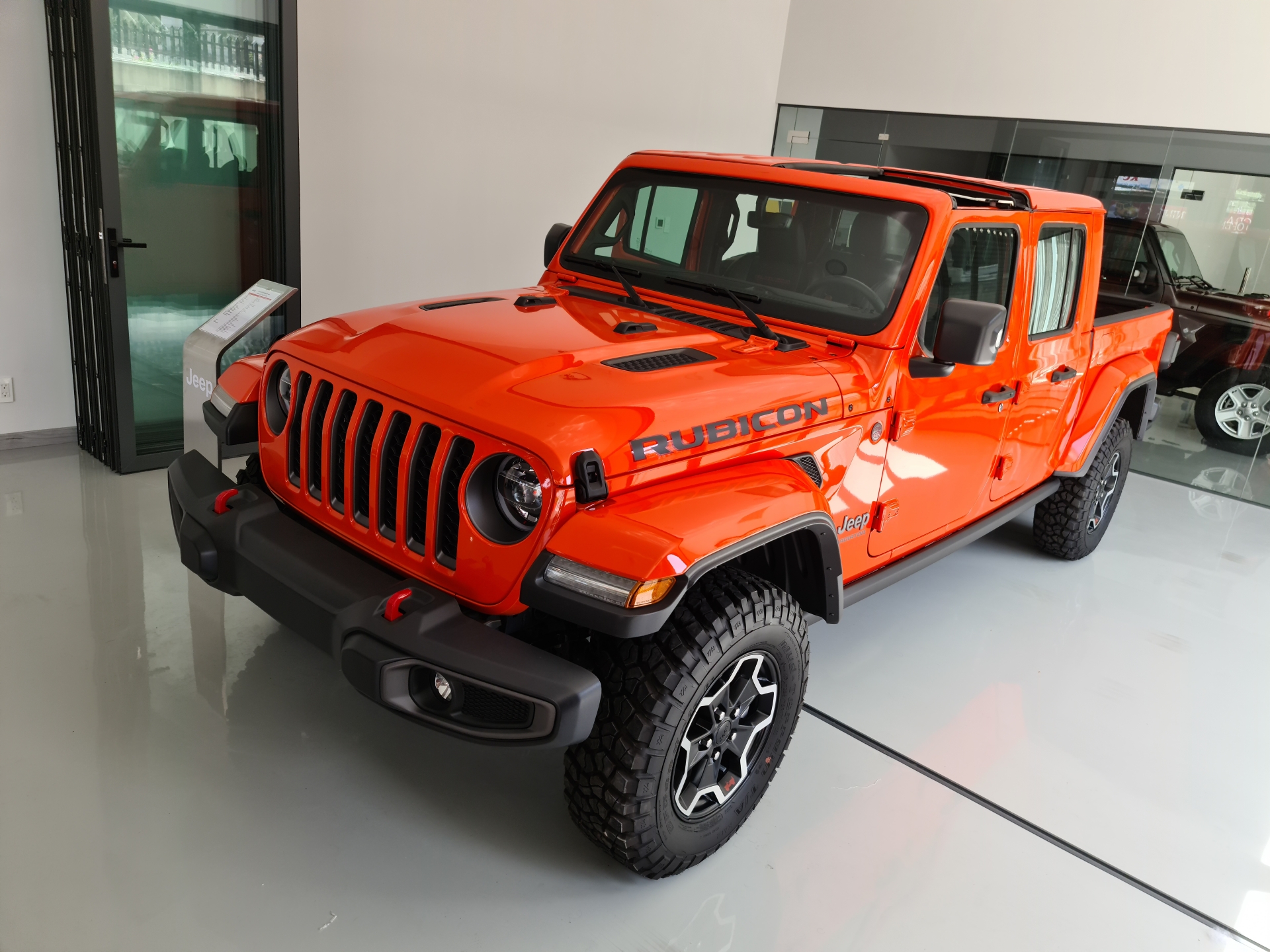 Jeep triệu hồi 42.887 xe Wrangler và Gladiator do lỗi hộp số