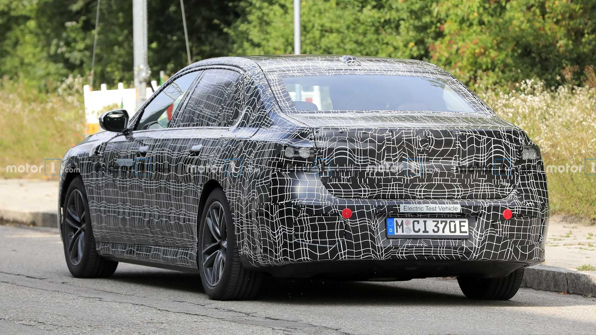 BMW i7 sedan dự kiến ra mắt vào năm 2022