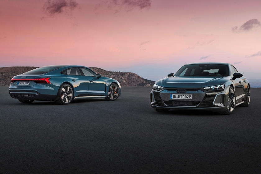 Audi e-tron GT sẽ chính thức tuyên chiến với Porsche Taycan Audi e-tron GT sẽ chính thức tuyên chiến với Porsche Taycan