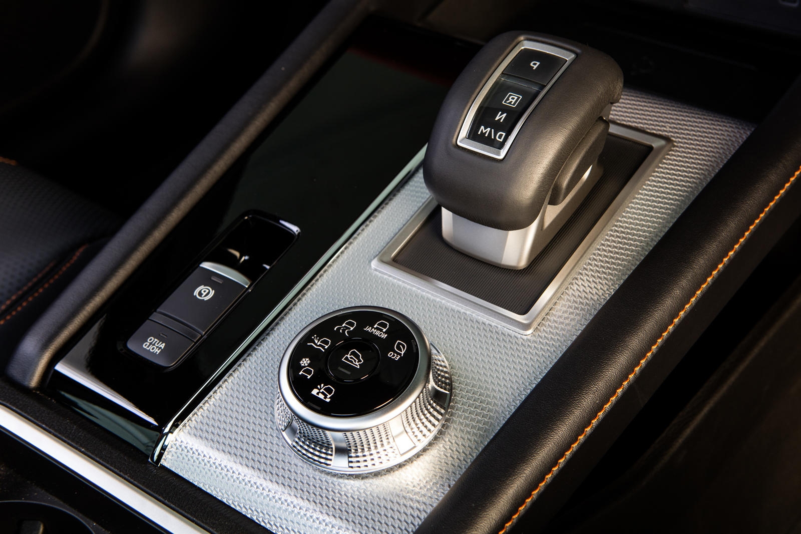 Mitsubishi Outlander 2022 hoàn toàn mới chính thức xuất hiện (editing) Mitsubishi Outlander 2022 hoàn toàn mới chính thức xuất hiện (editing)