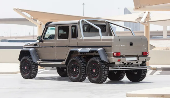 Mới đi được 230km Mercedes-Benz G63 AMG được rao bán với giá 24,3 tỷ đồng