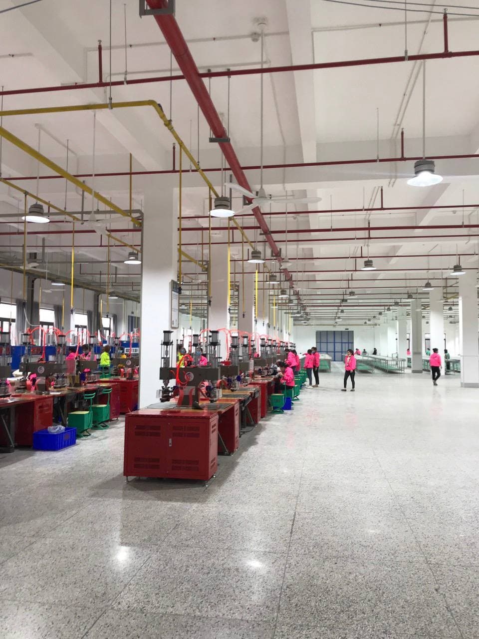 Nghệ An: Công nhân Công ty TNHH VietGlory đã đi làm trở lại Nghệ An: Công nhân Công ty TNHH VietGlory đã đi làm trở lại