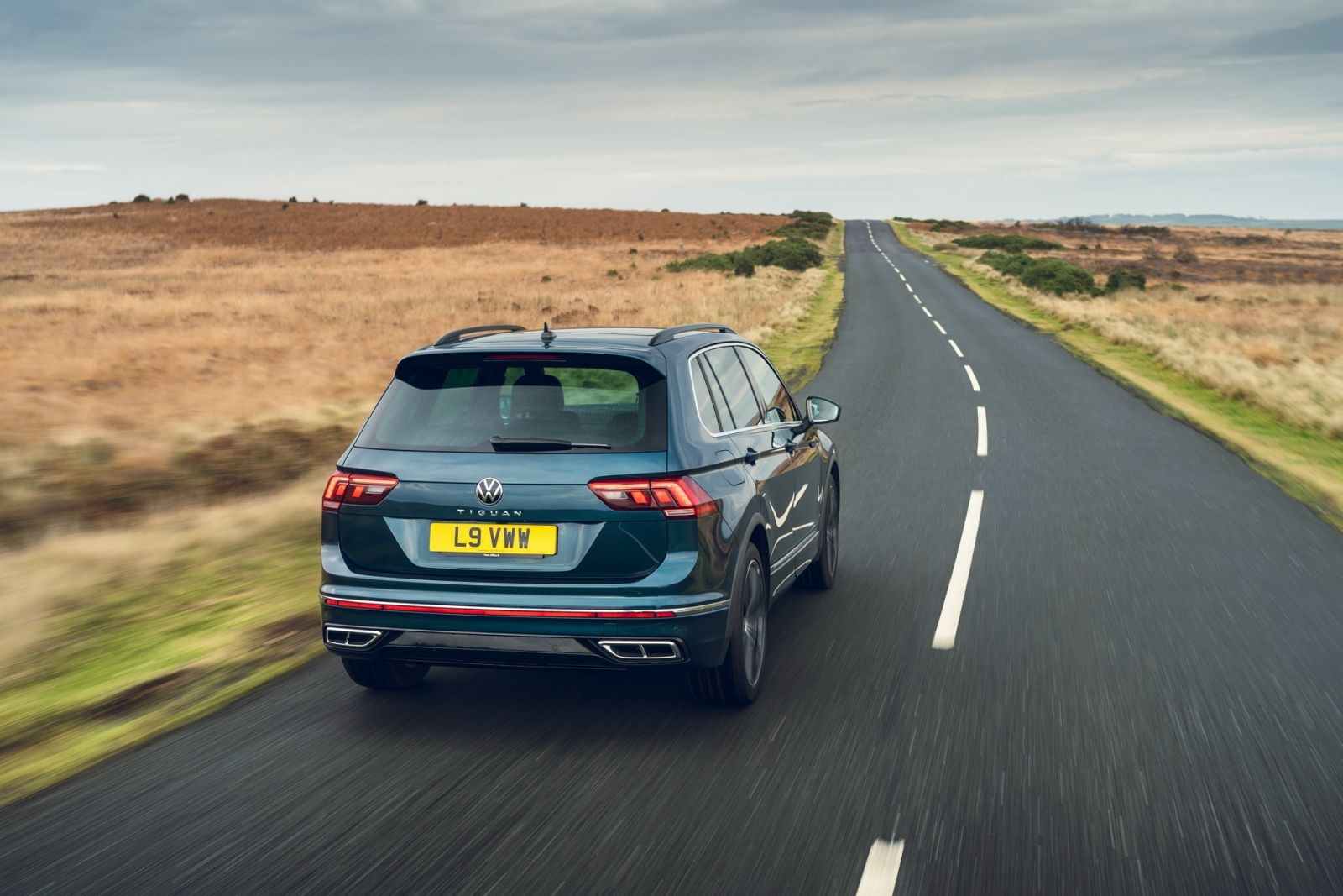 Volkswagen Tiguan 2022 có thêm 2 trang bị động cơ mới Volkswagen Tiguan 2022 có thêm 2 trang bị động cơ mới