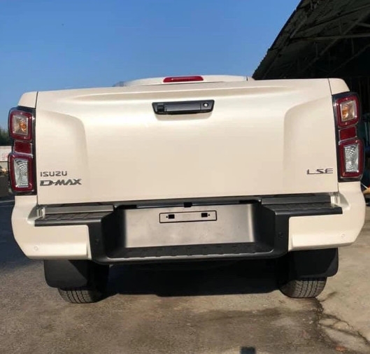 Isuzu D-Max 2021 chính thức được thông quan, chờ ngày ra mắt tại Việt Nam Isuzu D-Max 2021 chính thức được thông quan, chờ ngày ra mắt tại Việt Nam