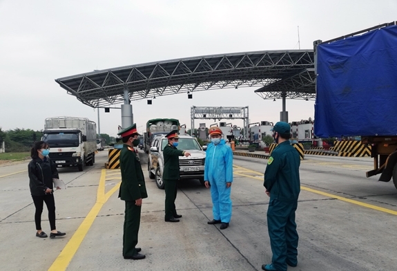 Đang cách ly xã hội, những phương tiện nào được đi vào Hải Dương?