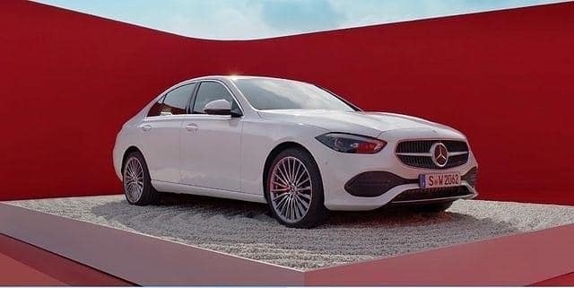 Mercedes C Class thế hệ mới lộ ảnh trước ngày ra mắt