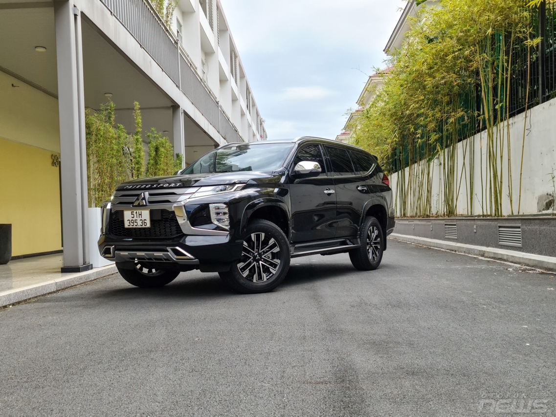 Đánh giá xe nhanh: Mitsubishi Pajero Sport 2020 4x2 AT