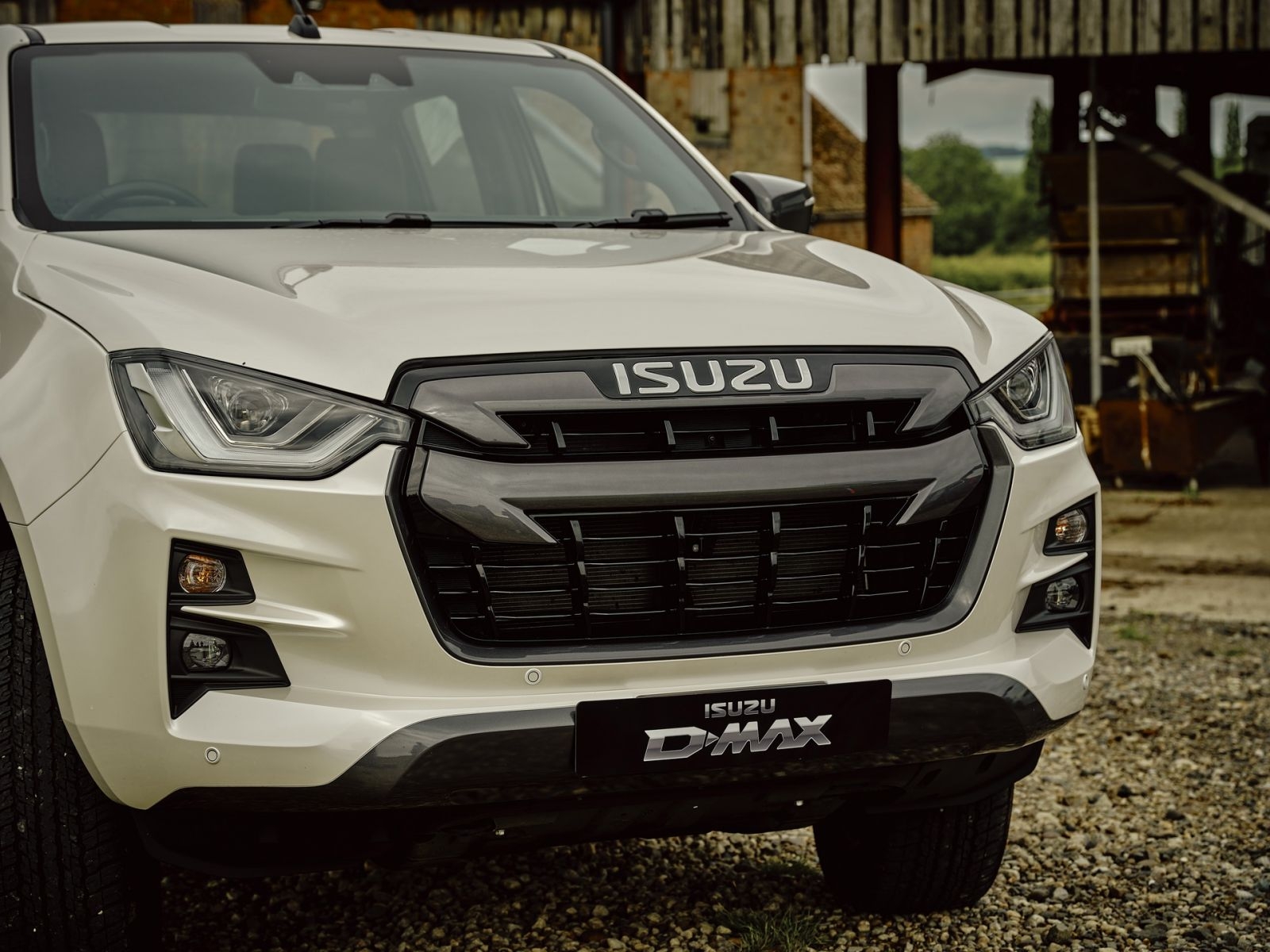 Isuzu D-Max 2021 có mắt tại Anh, giá từ 29.479 USD