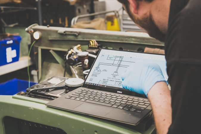 Đi tìm tung tích chiếc Land Rover đầu tiên tại Việt Nam di tim tung tich chiec land rover dau tien tai viet nam