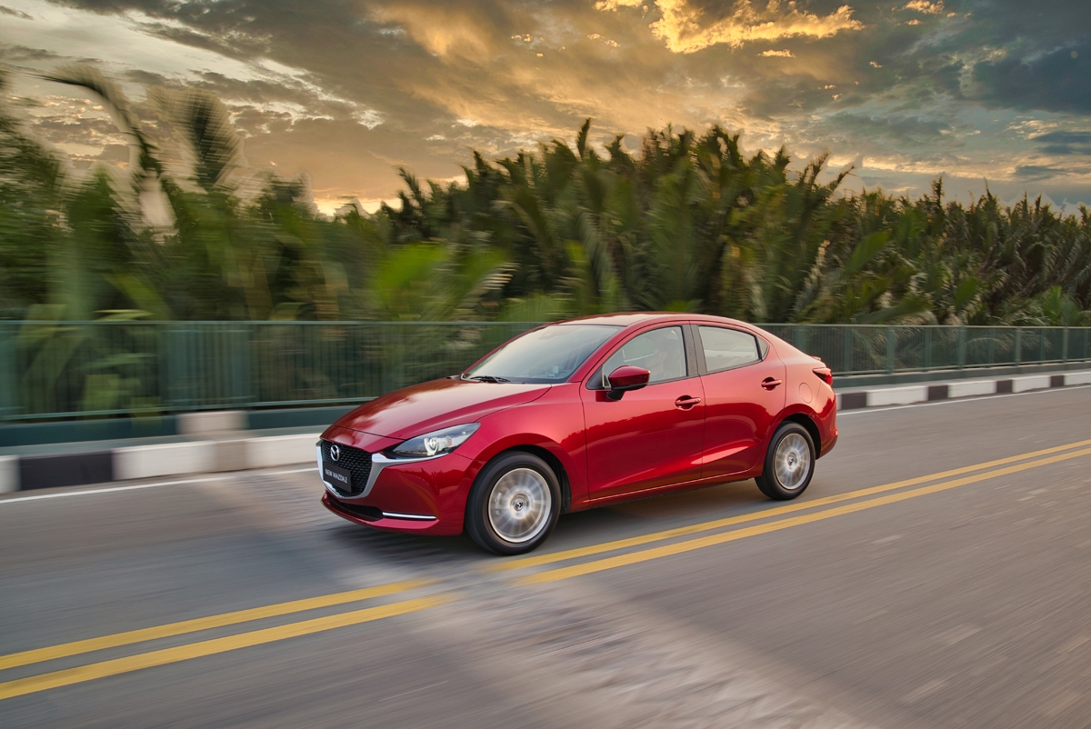 Bộ đôi Mazda2 và Mazda2 Sport chính thức ra mắt, giá từ 489 triệu đồng bo doi mazda2 va mazda2 sport chinh thuc ra mat gia tu 489 trieu dong