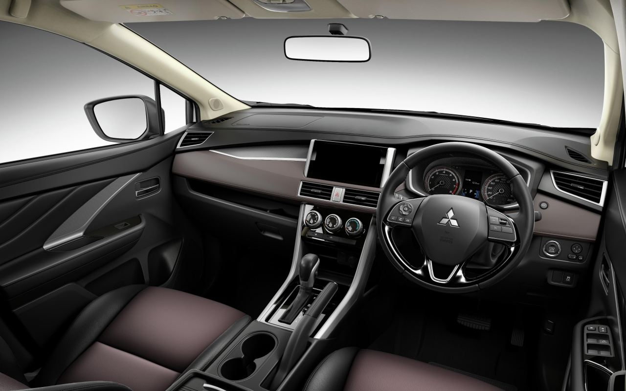 Bắt gặp Mitsubishi Xpander Cross chạy thử trên đường phố Việt Nam bat gap mitsubishi xpander cross chay thu tren duong pho viet nam