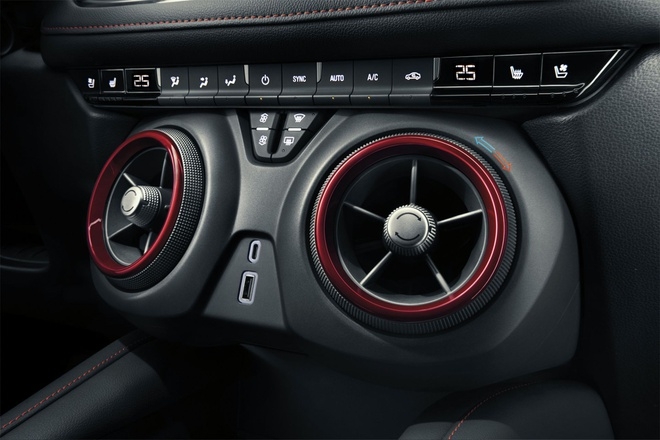 an tuong khoang noi that chevrolet blazer 2021 moi tiet lo gan day