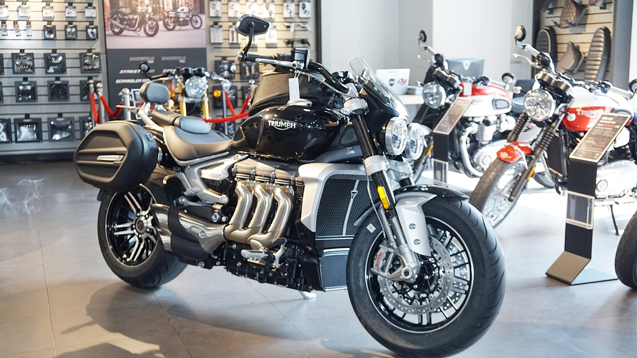 triumph rocket 3 co mat tai viet nam voi gia 869 trieu dong