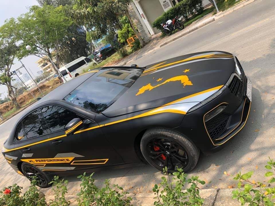 hang doc vinfast lux a20 doi mau den nham phong cach the thao