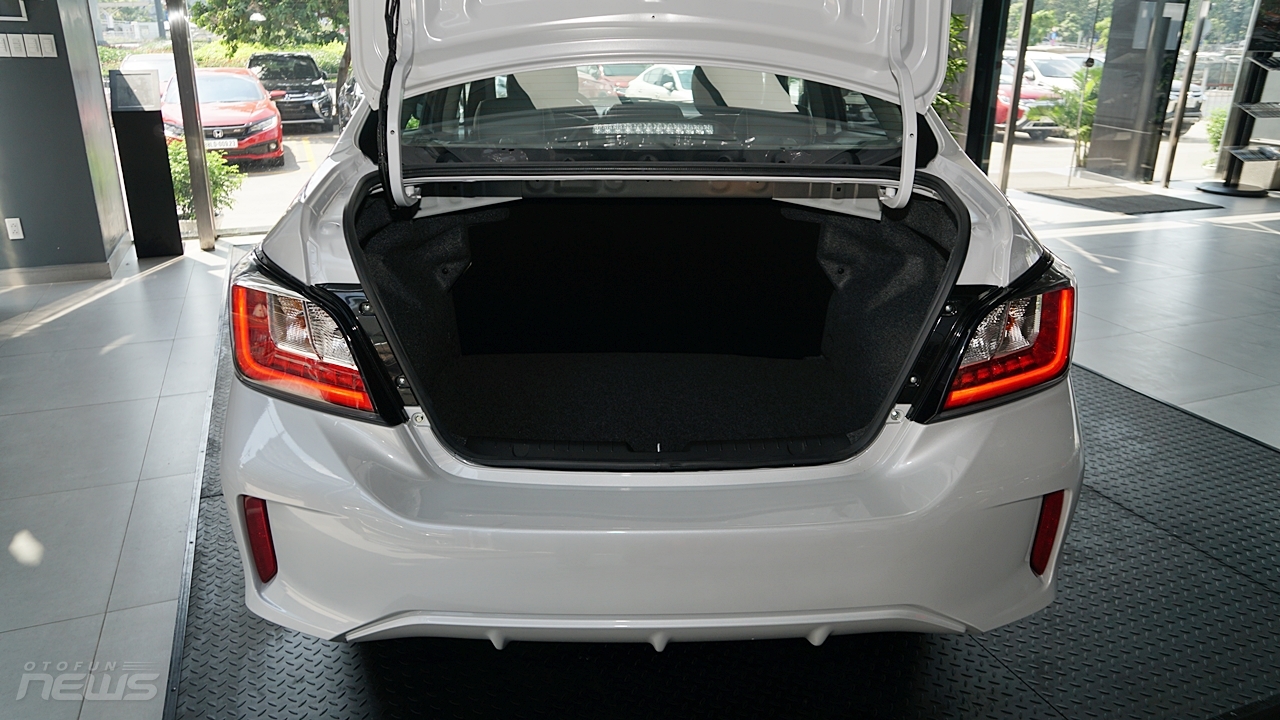 Mitsubishi Attrage 2020: Thêm nhiều trang bị giá không thay đổi mitsubishi attrage 2020 them nhieu trang bi gia khong thay doi