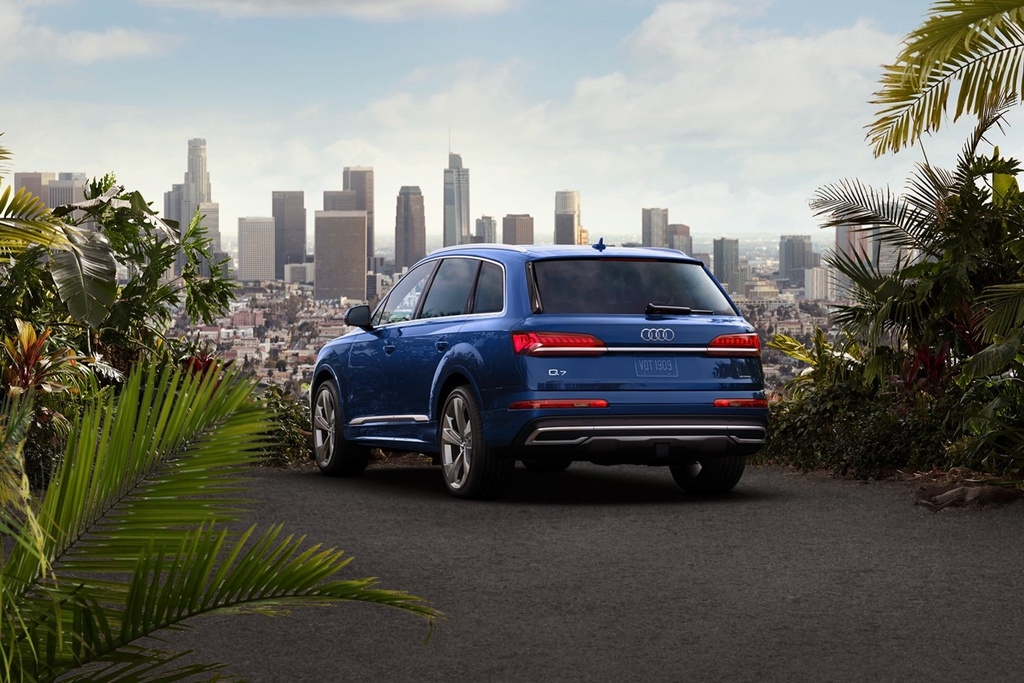 phien ban audi q7 nang cap co gia tu 345 ty tai thai lan