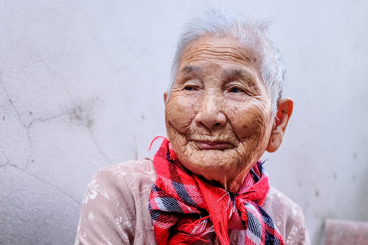 Xin lau bớt đi nước mắt của Mẹ!