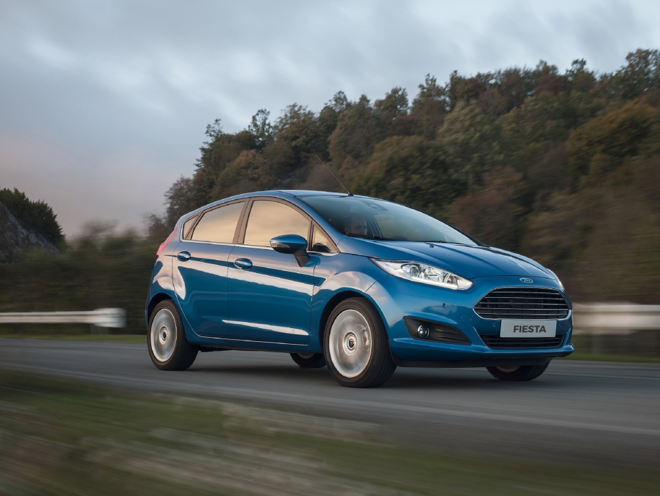 Ford Fiesta bị triệu hồi do lỗi chốt cửa có thể bị nứt khi nhiệt độ quá nóng ford fiesta bi trieu hoi do loi chot cua co the bi nut khi nhiet do qua nong