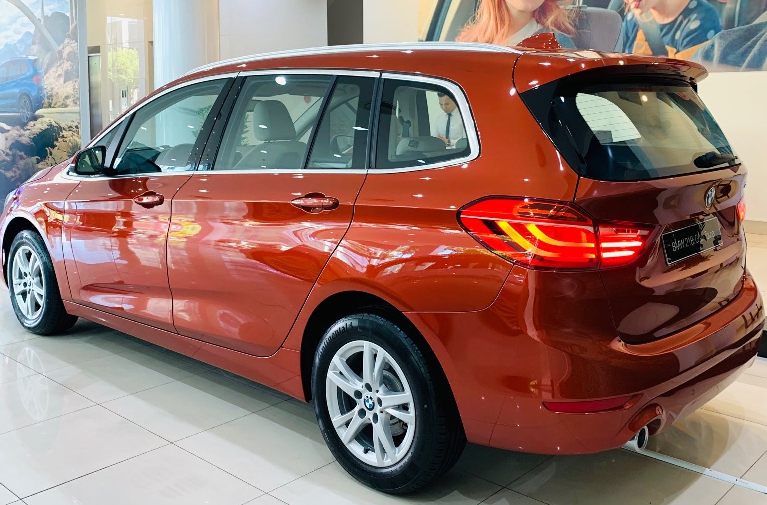 BMW 218i Gran Tourer có giá dưới 1 tỷ đồng
