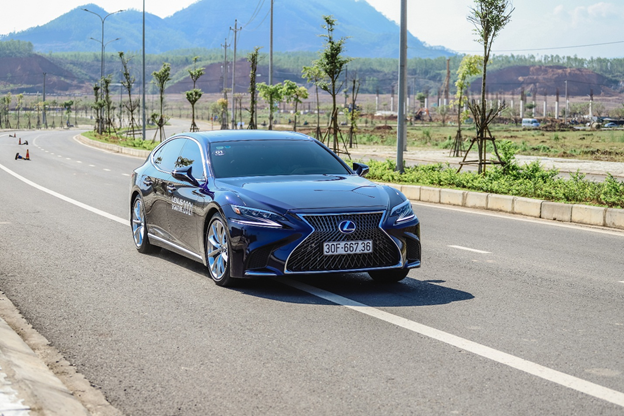 Lexus Signature 2021: Công nghệ đẳng cấp dẫn lối những đam mê trải nghiệm Lexus Signature 2021: Công nghệ đẳng cấp dẫn lối những đam mê trải nghiệm