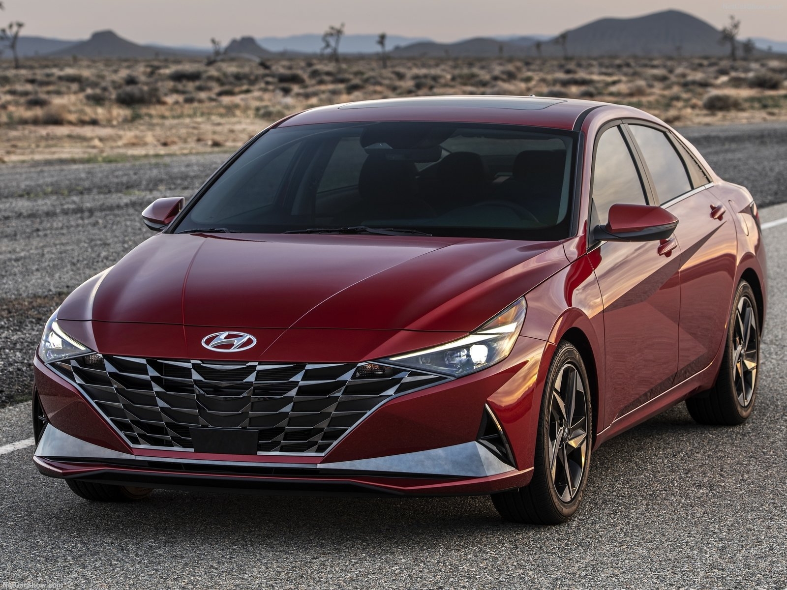 Những chiếc xe có kiểu dáng nữ tính nhất dành cho chị em phụ nữ