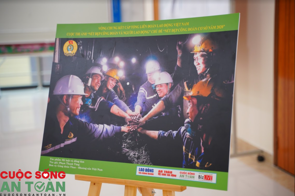 Kết quả cuộc thi ảnh “Nét đẹp Công đoàn và người lao động” Kết quả cuộc thi ảnh “Nét đẹp Công đoàn và người lao động”