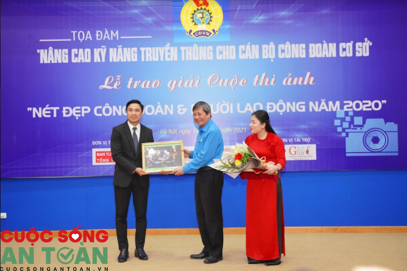 Kết quả cuộc thi ảnh “Nét đẹp Công đoàn và người lao động” Kết quả cuộc thi ảnh “Nét đẹp Công đoàn và người lao động”
