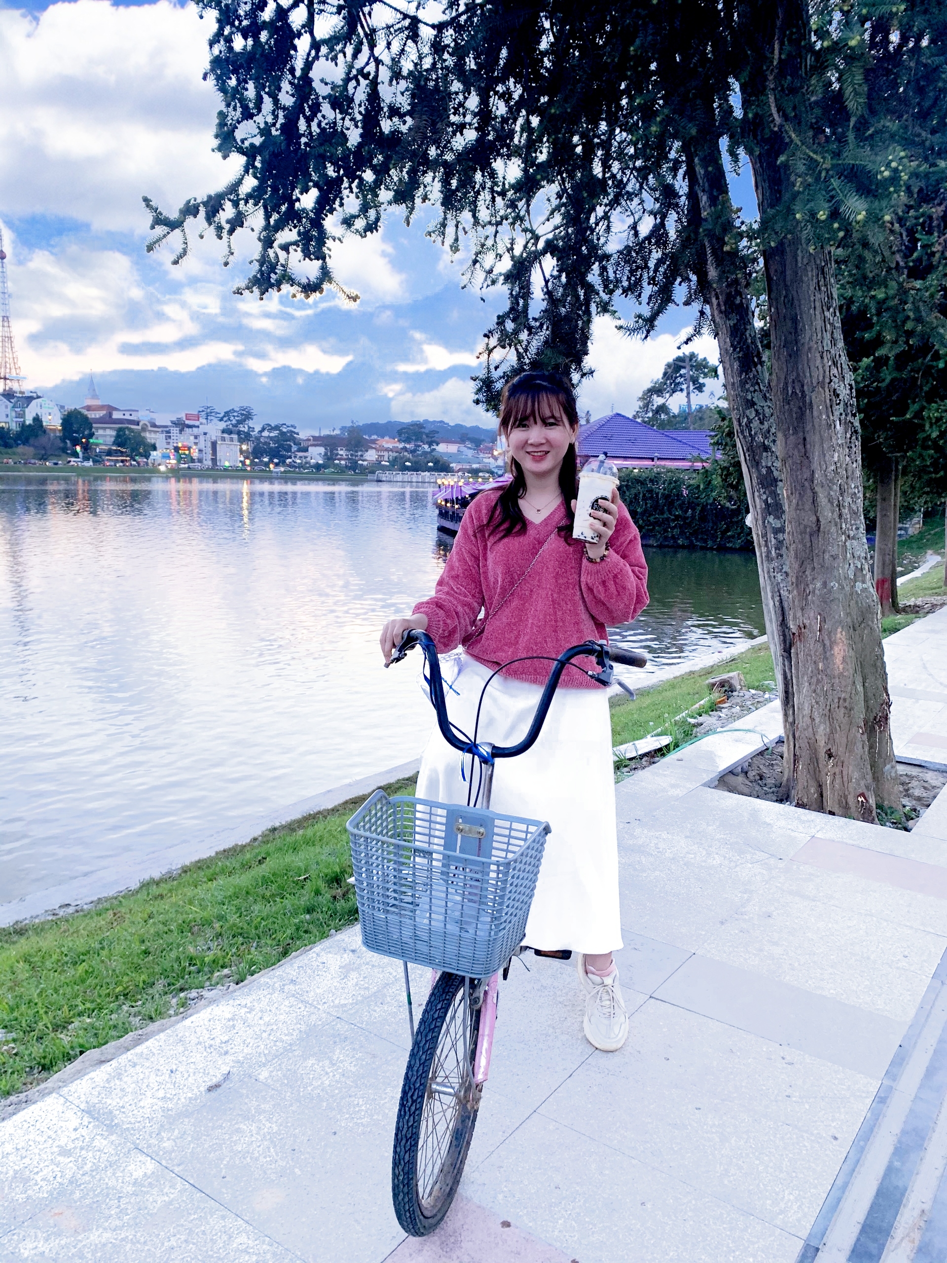 “Trai xinh – Gái đẹp” ngày 21/3: Những chàng trai, cô gái có nụ cười tỏa nắng “Trai xinh – Gái đẹp” ngày 21/3: Những chàng trai, cô gái có nụ cười tỏa nắng