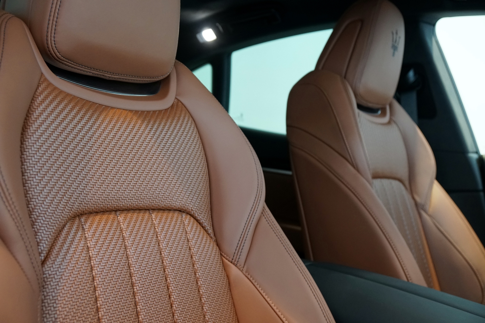 Cận cảnh Maserati Levante GranLusso với nội thất độc nhất Việt Nam Cận cảnh Maserati Levante GranLusso với nội thất độc nhất Việt Nam