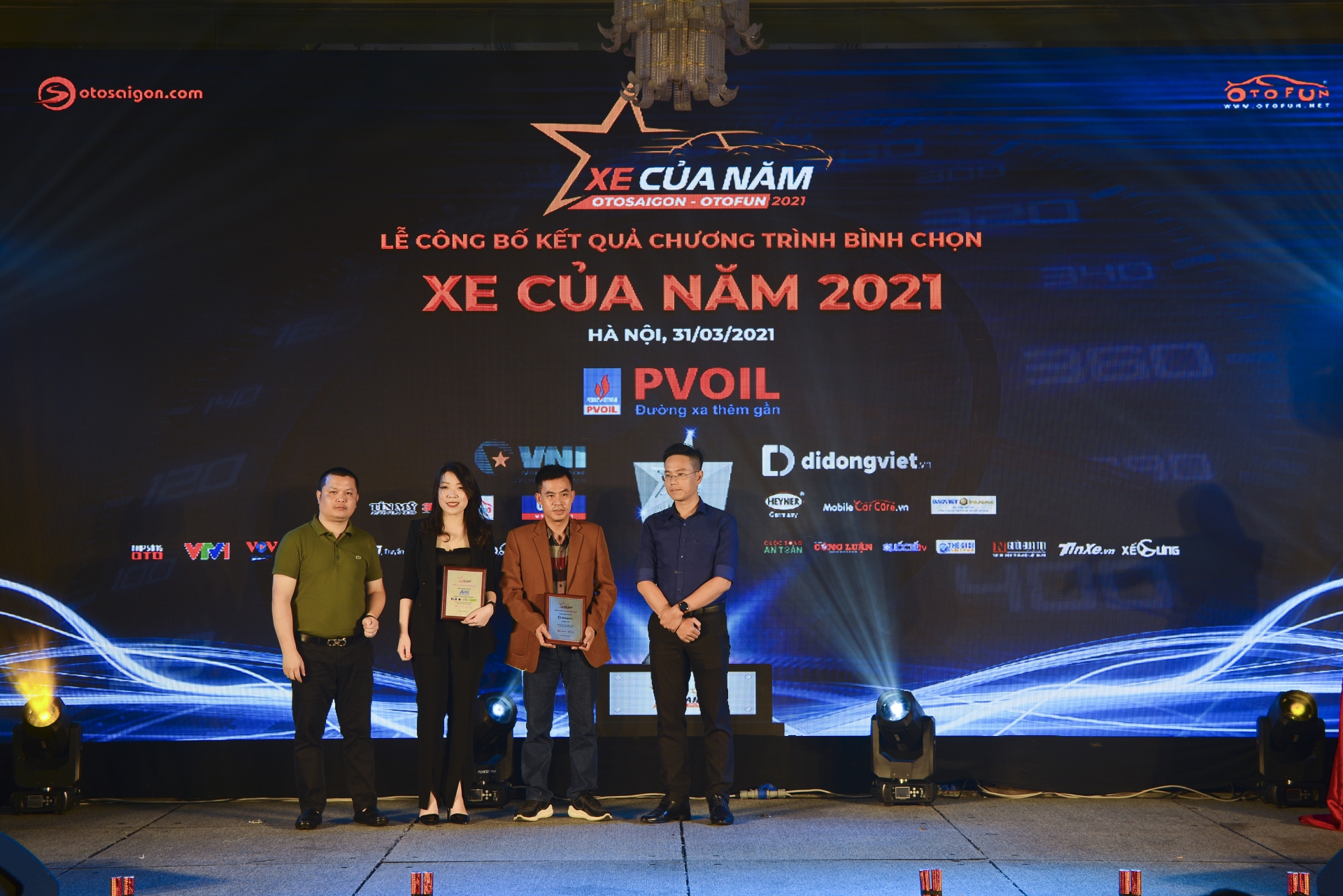 Kia Sorento giành danh hiệu XE CỦA NĂM 2021 Kia Sorento giành danh hiệu XE CỦA NĂM 2021