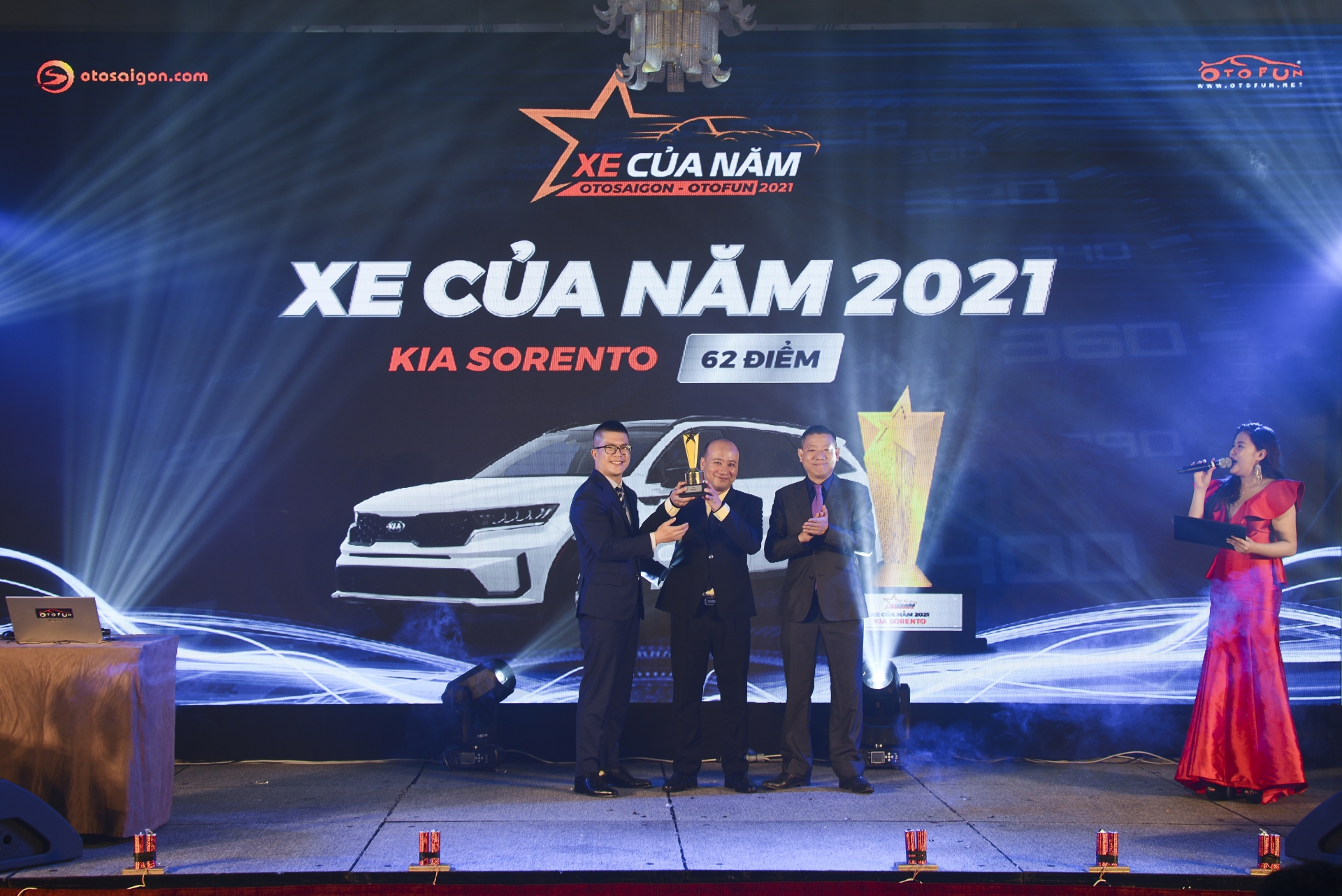 Kia Sorento giành danh hiệu XE CỦA NĂM 2021 Kia Sorento giành danh hiệu XE CỦA NĂM 2021