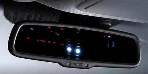 Gương chống chói ô tô và cách dùng không phải tài xế nào cũng biết guong chong choi o to va cach dung khong phai tai xe nao cung biet