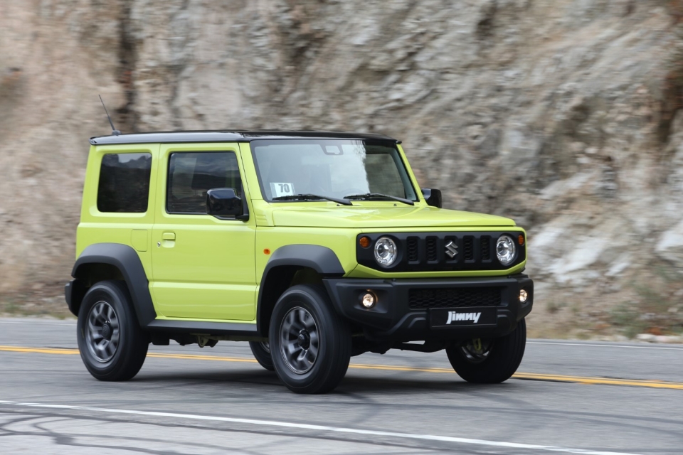 Jimny 5 cửa cỡ lớn nằm trong kế hoạch phát triển của Suzuki? jimny 5 cua co lon nam trong ke hoach phat trien cua suzuki