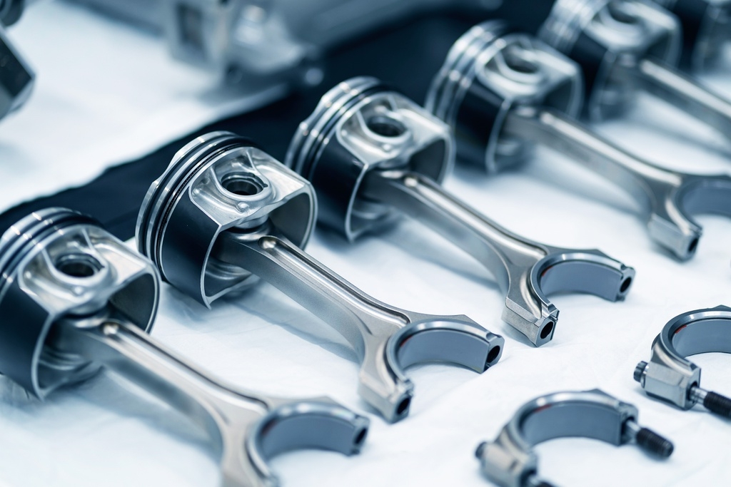 Aston Martin "khoe" động cơ V6 đầu tiên tự làm sau hơn 50 năm aston martin khoe dong co v6 dau tien tu lam sau hon 50 nam