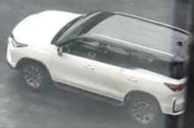 Lộ diện ảnh thực tế Toyota Fortuner 2020 với ngoại hình mới lo dien anh thuc te toyota fortuner 2020 voi ngoai hinh moi