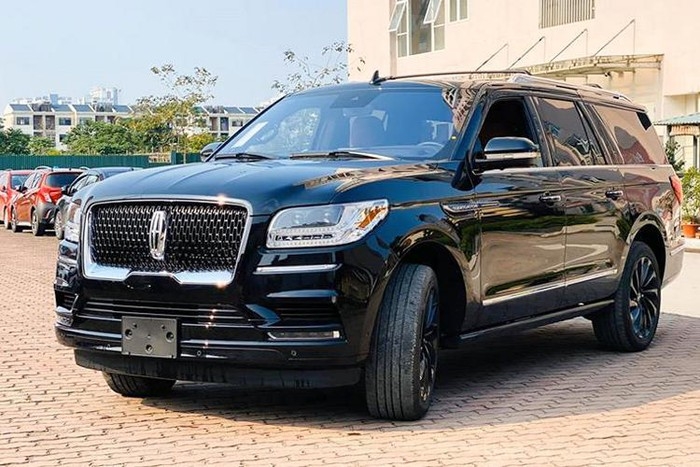 can canh lincoln navigator 2020 gia hon 8 ty tai viet nam