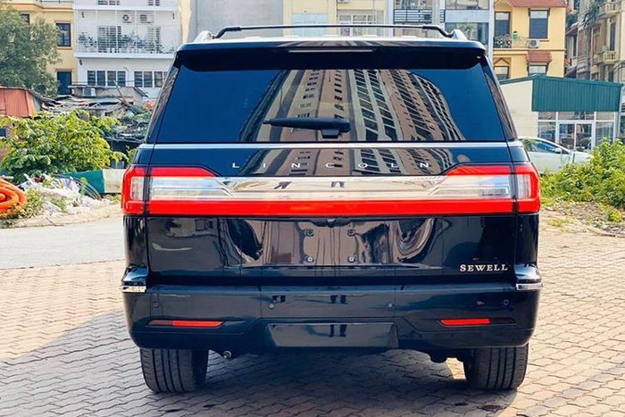 can canh lincoln navigator 2020 gia hon 8 ty tai viet nam