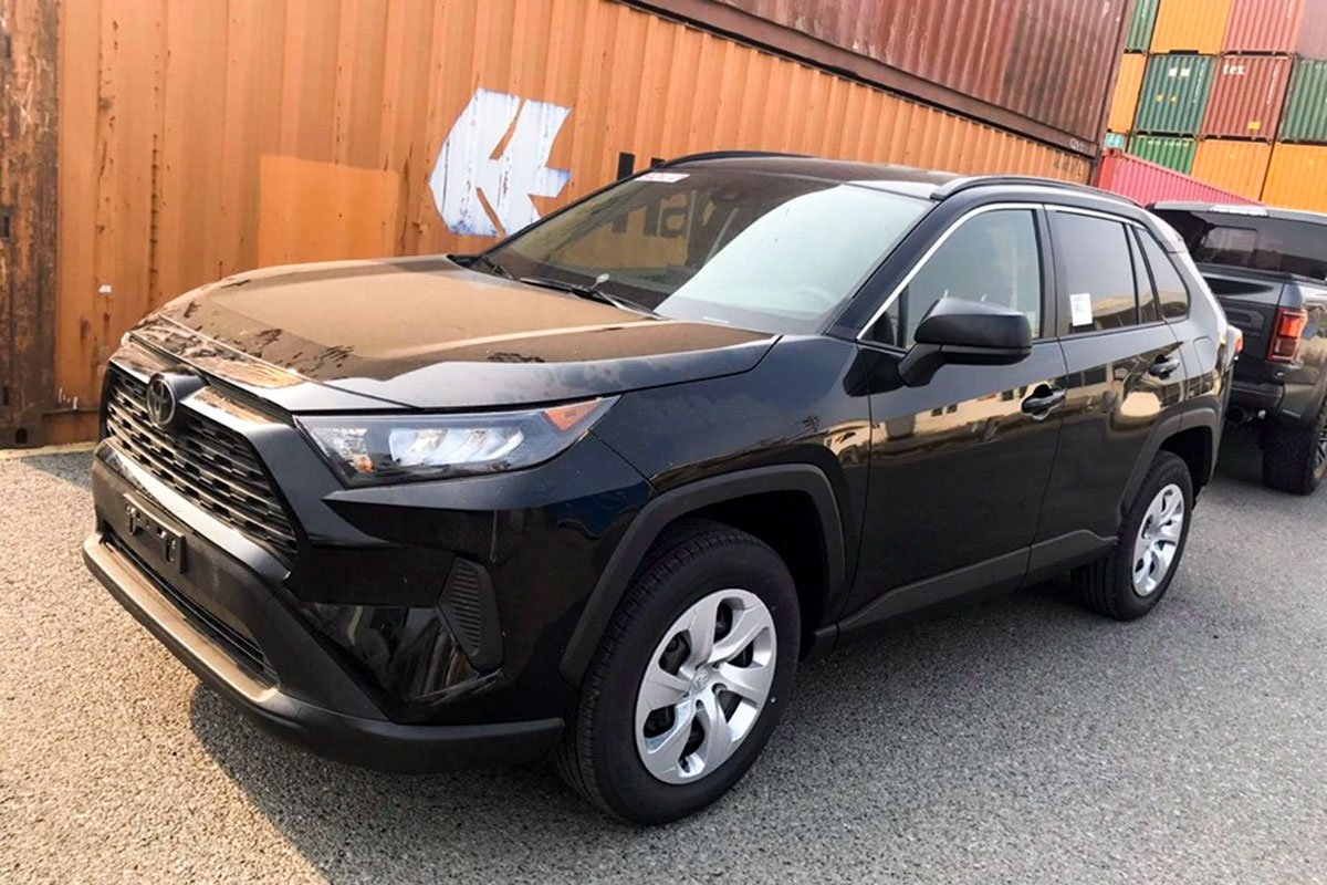 Toyota RAV4 chạm mốc 10 triệu xe bán ra trên toàn cầu toyota rav4 cham moc 10 trieu xe ban ra tren toan cau