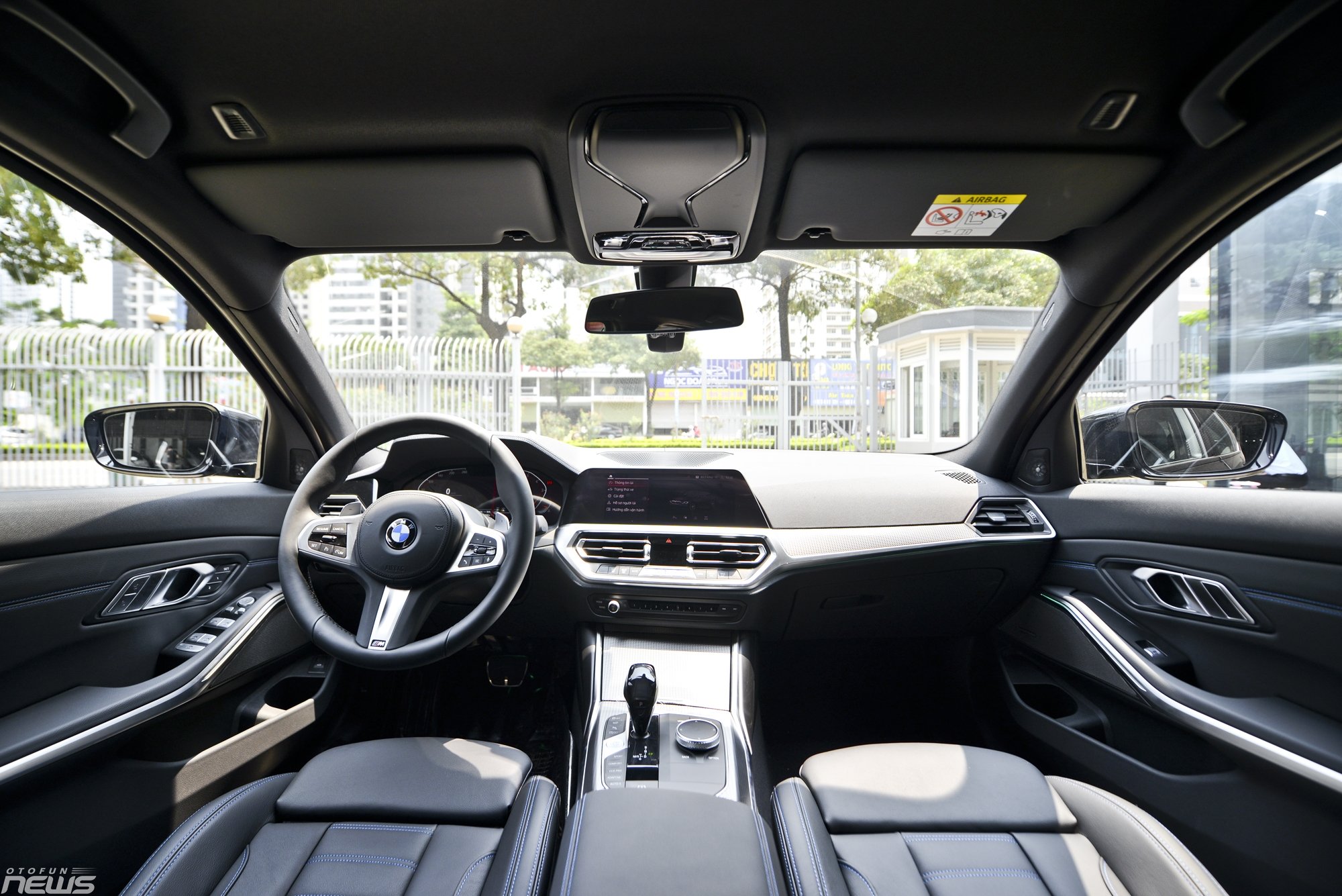 bmw 3 series ra mat phien ban moi gia ban chua duoc tiet lo