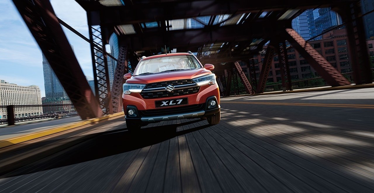 Suzuki XL7 có giá 589 triệu đồng tại Việt nam suzuki xl7 co gia 589 trieu dong tai viet nam