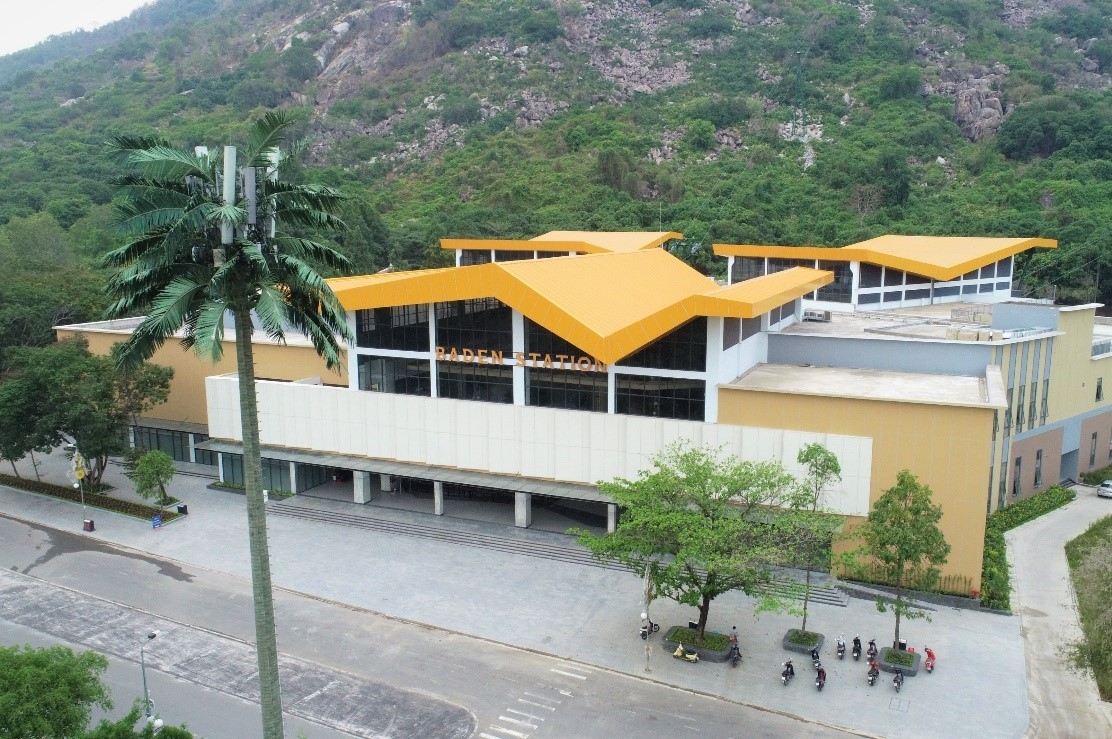 ban co biet nui ba den bay gio dep the nay chua