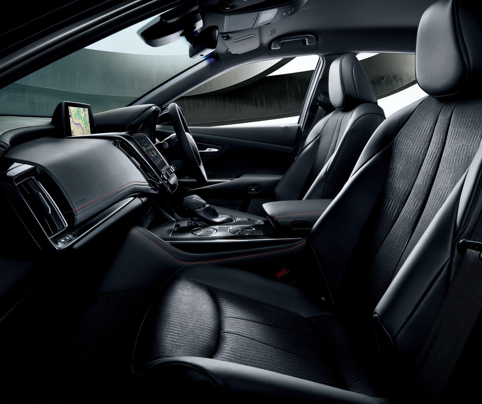 toyota trinh lang 3 phien ban dac biet ky niem 65 nam xe sang crown ra doi