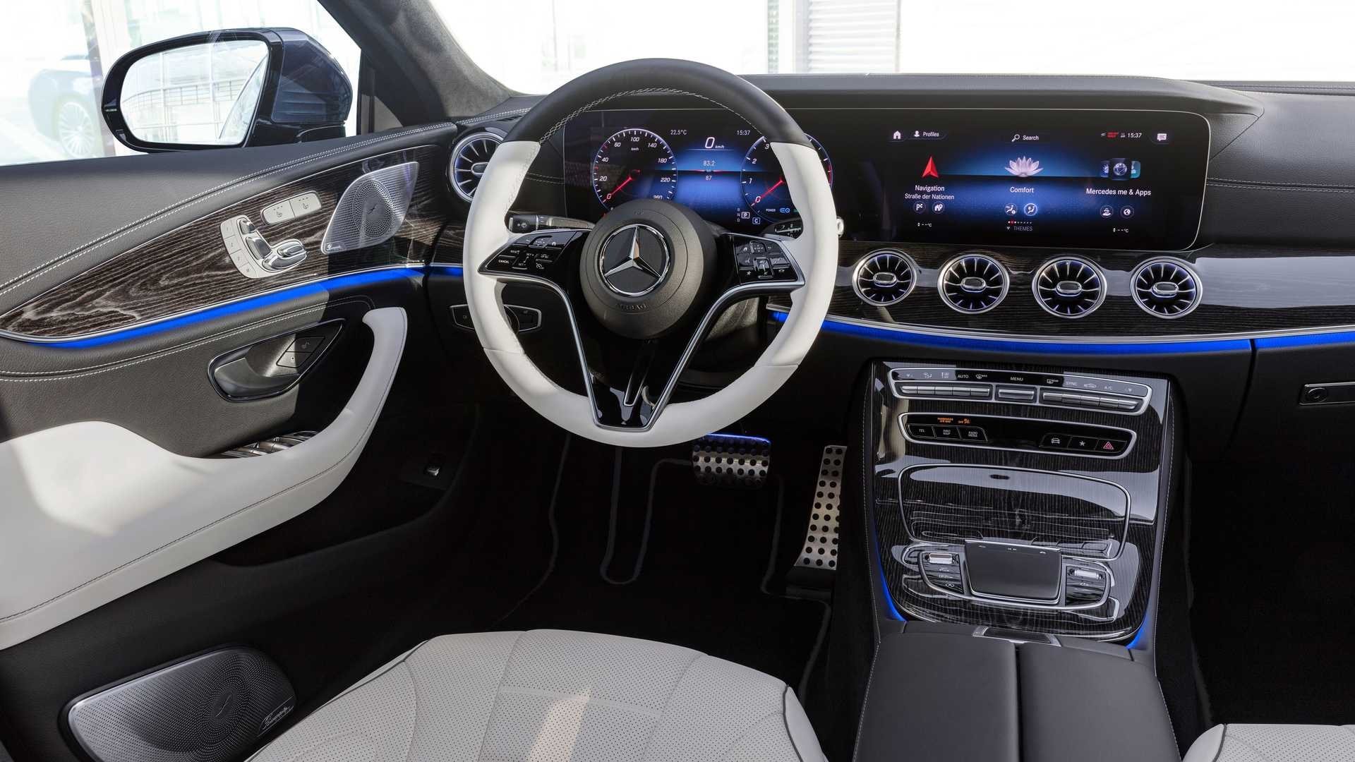 Mercedes giới thiệu CLS phiên bản nâng cấp