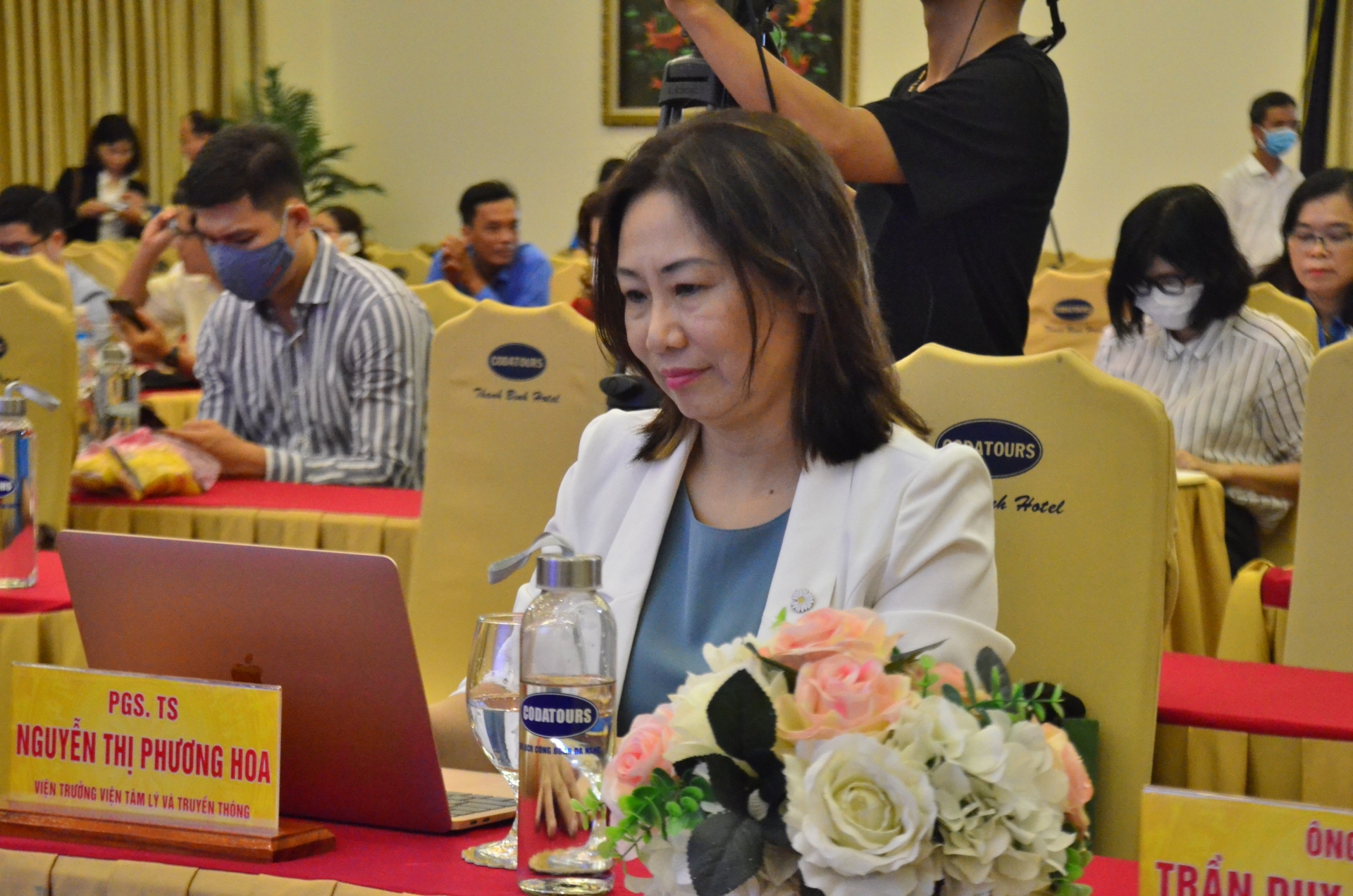 Tọa đàm "Nâng cao kỹ năng thương lượng, đàm phán cho cán bộ công đoàn cơ sở" Tọa đàm "Nâng cao kỹ năng thương lượng, đàm phán cho cán bộ công đoàn cơ sở"