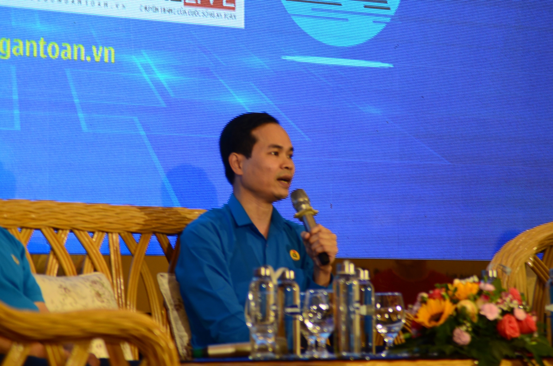 Tọa đàm "Nâng cao kỹ năng thương lượng, đàm phán cho cán bộ công đoàn cơ sở" Tọa đàm "Nâng cao kỹ năng thương lượng, đàm phán cho cán bộ công đoàn cơ sở"