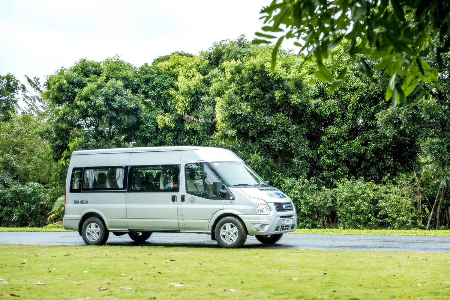 Ford Transit được nâng mức bảo hành lên tới 200.000 Km 4833-ford-transit-3