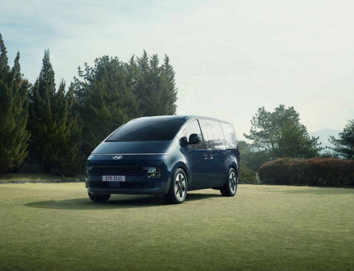 MPV cỡ lớn Hyundai Staria ra mắt