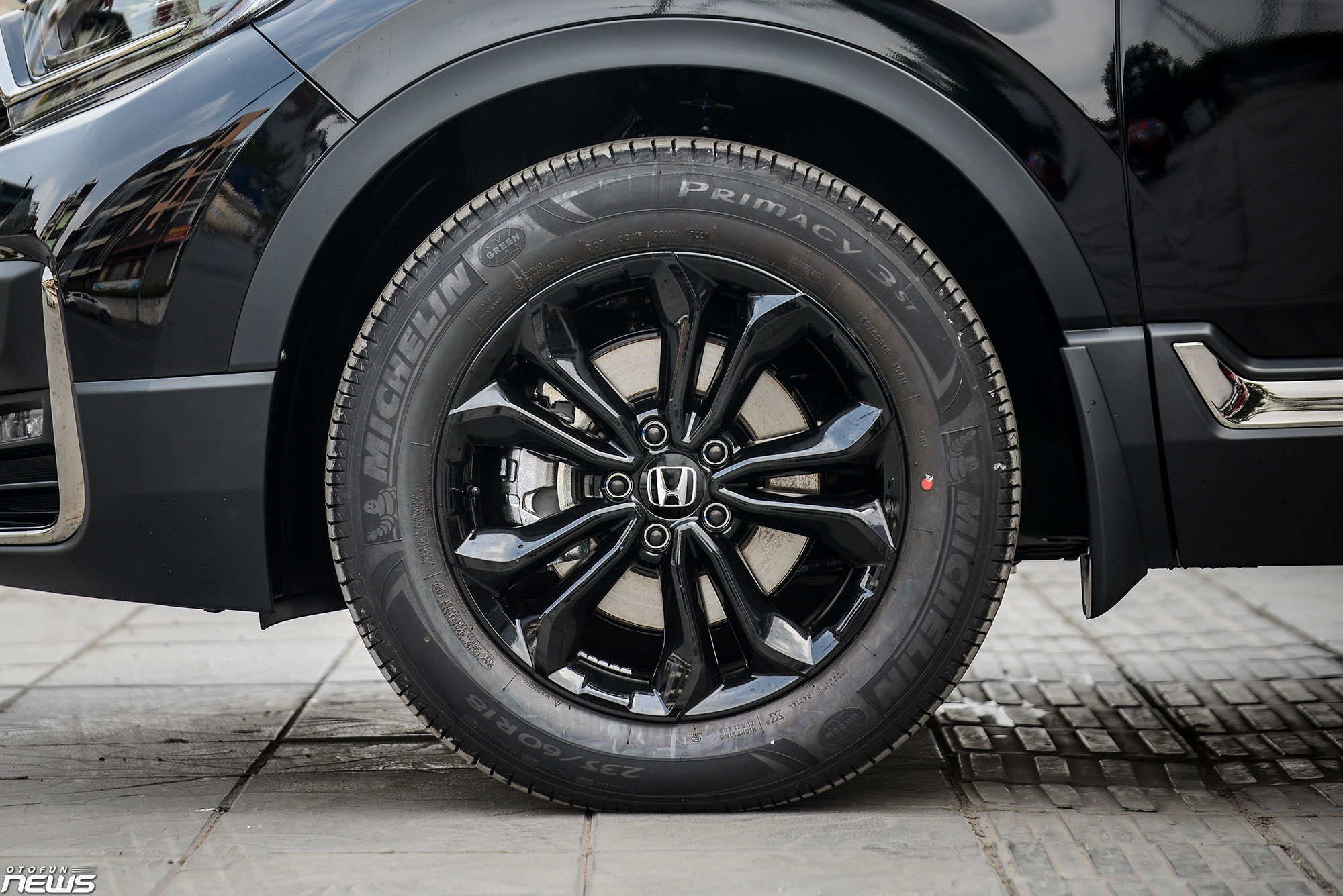 Cận cảnh Honda CR V phiên bản đặc biệt