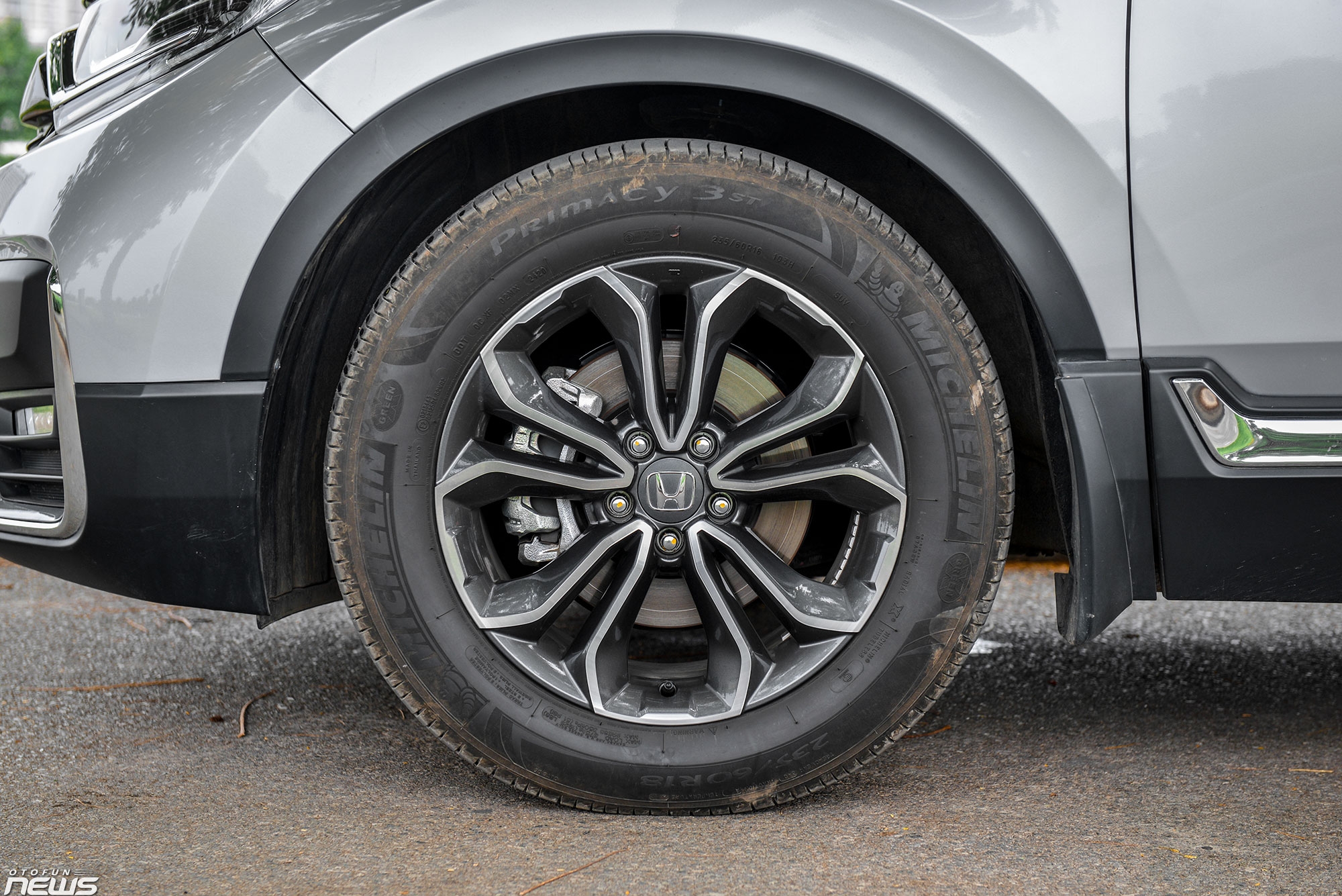 Cận cảnh Honda CR V phiên bản đặc biệt