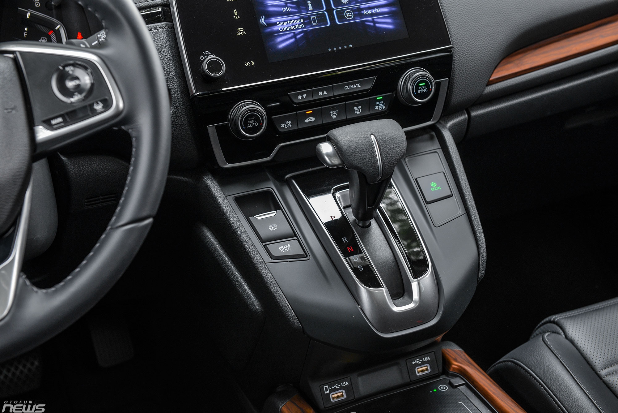 Cận cảnh Honda CR V phiên bản đặc biệt